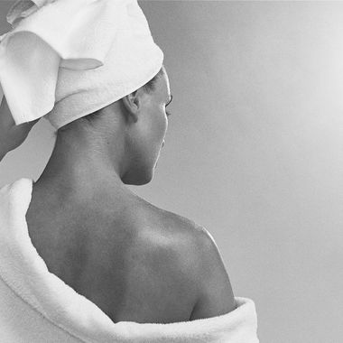 Kísilleirmeðferð fyrir tvo & heilsudrykkur hjá Hreyfing Spa 