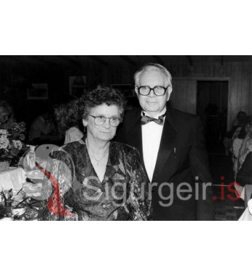 Lauga og Þórarinn kennari.