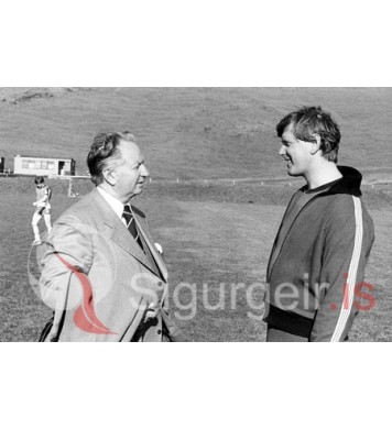 Albert Guðmundsson og Viktor Helgason.