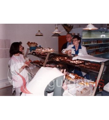 Í Vilberg-kökuhúsi.