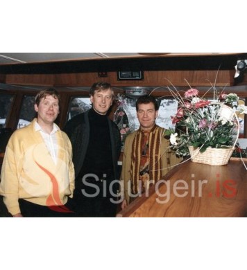 Um borð í Ófeigi VE-325.