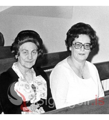 Guðrún ljósmóðir.