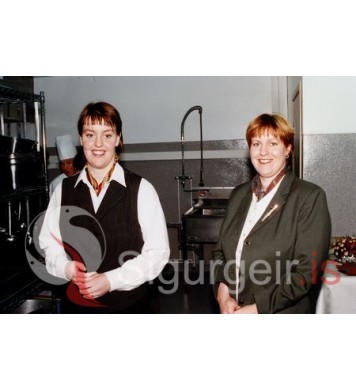 Systurnar Una og Stefanía.