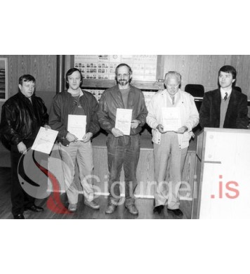 Afhending viðurkenninga.