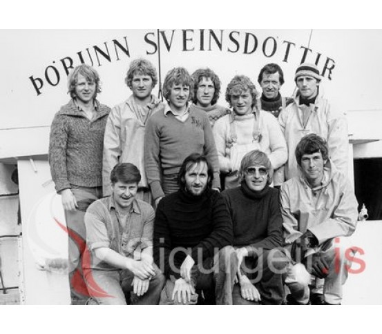 Áhöfnin á Þórunni Sveinsdóttur VE-401.