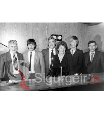 Hússtjórn í Básum.