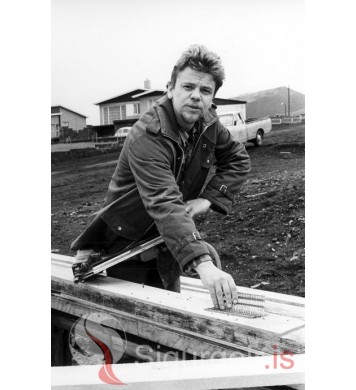 Gunnar Helgason.