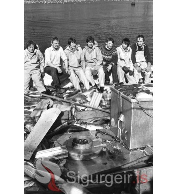 Áhöfnin á Freyju RE-38.