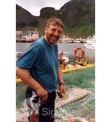 Pétur Sveinsson.