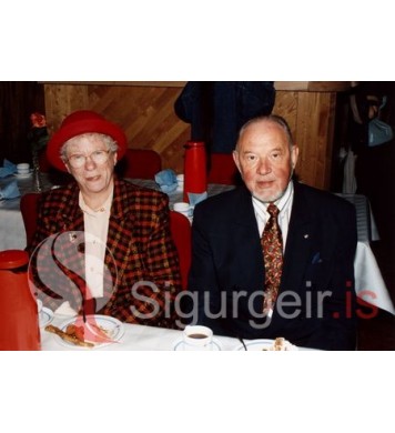 Freyja á Nýlendu og Jói póstur.