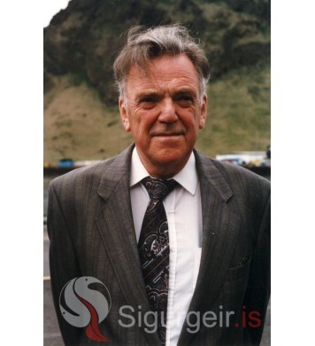 Friðrik Ásmundsson.