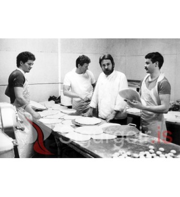 Í Magnúsarbakaríi.