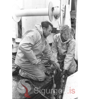 Um borð í Huginn VE-55.