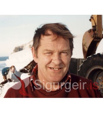 Einar Guðnason.