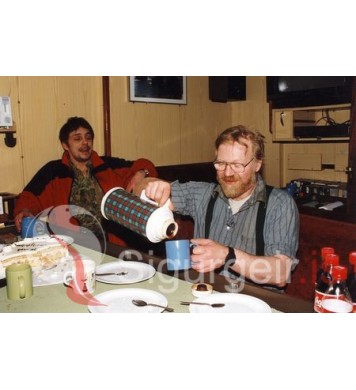 Um borð í Smáey Ve.