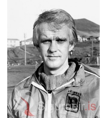 Kjartan í Valhöll.