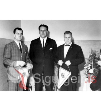 Eggó, Stebbi Run. og Jón Kr. Óskarsson.