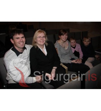 Guðni Hjálmarsson og fjölsk.