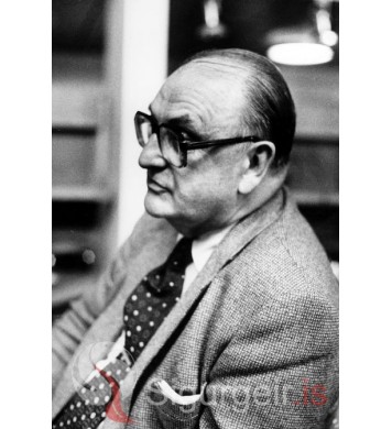 Pétur Thorsteinsson.