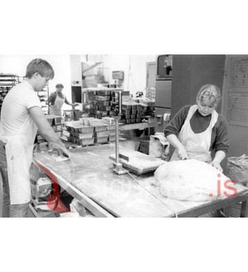 Í Vilberg-kökuhúsi.