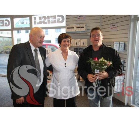 Opnun Geisla við Hilmisgötu.
