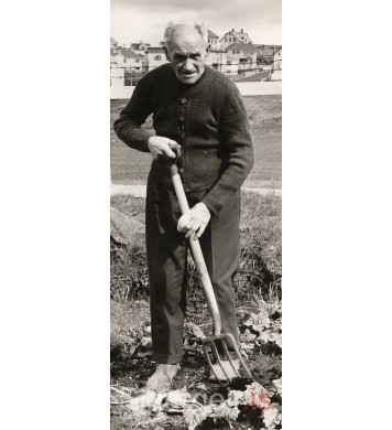 Jónas Guðmundsson á Grundarbrekku.