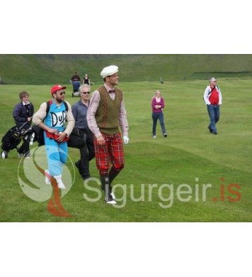 Styrktargolfmót í Eyjum.