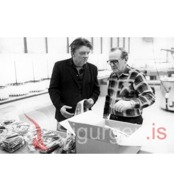 Í Kertaverksmiðjunni Heimaey.