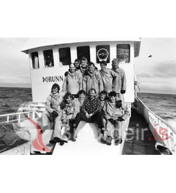 Áhöfnin á Þórunni Sveinsdóttur Ve.