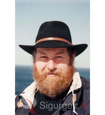 Þorsteinn Árnason. 