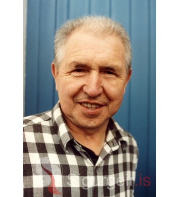 Lárus Kristjánsson.