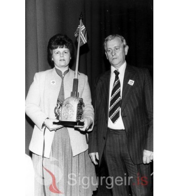 Feðginin Elínborg og Leifi í Laufási.