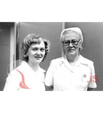 Selma og Helga Jóh.