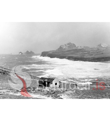 Brim við Stórhöfðann.
