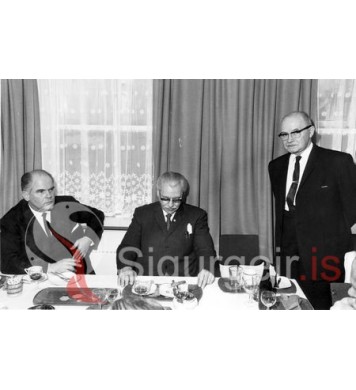 Sjúkrasamlagið 35 ára.