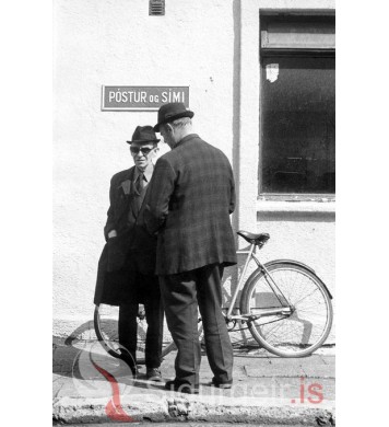 Jakob í bankanum og Steini á Blátindi.