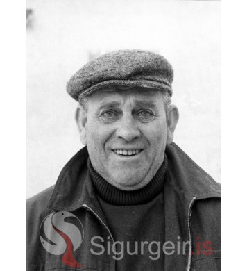 Óskar Ólafsson.