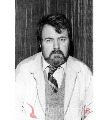 Benedikt Sparisjóðsstjóri.