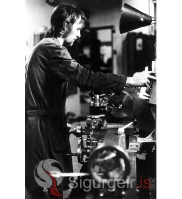 Í Vélsmiðjunni Magna.