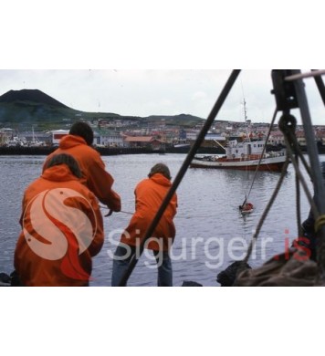 Hjálparsveitin og Björgunarfélagið.