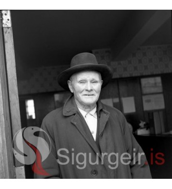 Jón Waagfjörð.
