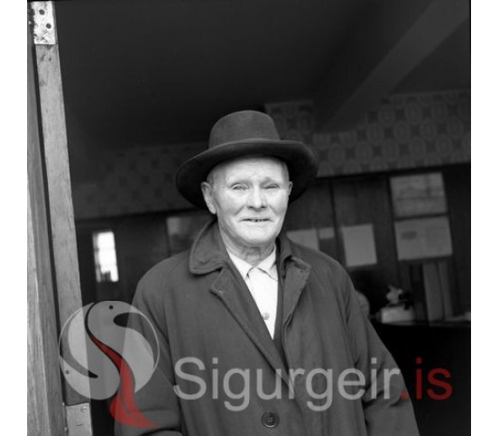 Jón Waagfjörð.